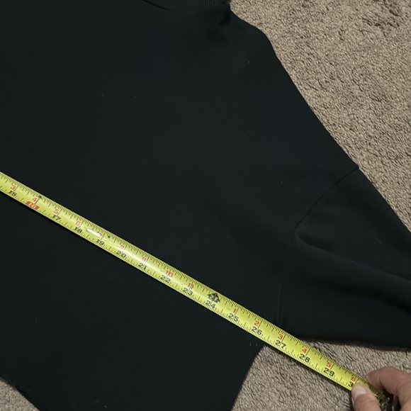 EUC American Eagle Oversized Cropped Raw Hem Sweatshirt-Sz XS-Turtleneck-Black - Picture 14 of 16